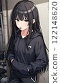 女孩站在巷子裡 122148620