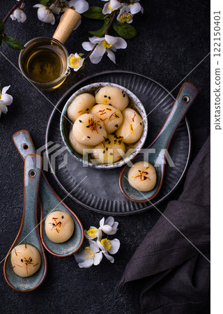 Tang yuan rice dumpling balls for Chinese lunar New year celebration 122150401