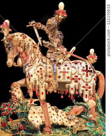 Statuette of St George, Munich, made to house a relic of St George that Archbishop Ernst of Cologne sent in 1586 to his brother Duke Wilhelm V of Bavaria. 122150618