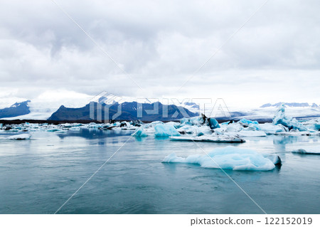 Icebergs on water, Jokulsarlon glacial lake, Iceland 122152019