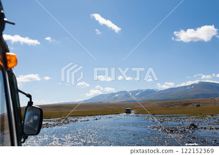 Off-road vehicles in remote region of Mongolia. Altai Tavan Bogd National Park 122152369