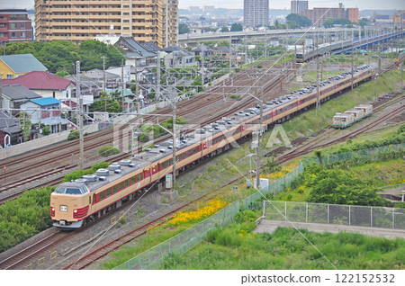 東海道本線茅崎平塚 JR 東日本 183 系列 H102 編組(田町)轉發 東海道本線茅崎平塚 JR 東日本 183 系列 H102 編組(田町)轉發 122152532
