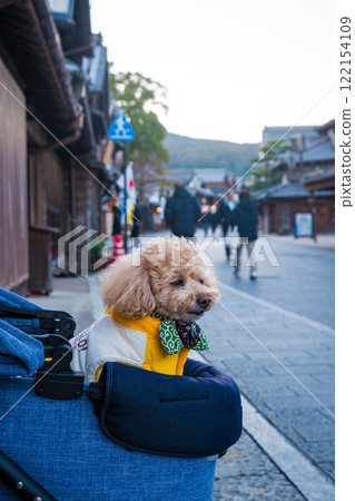 Stroll through Okage Yokocho Stroll through Okage Yokocho 122154109