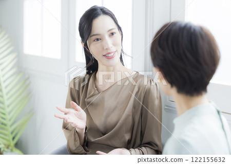 A woman who talks A woman who talks 122155632