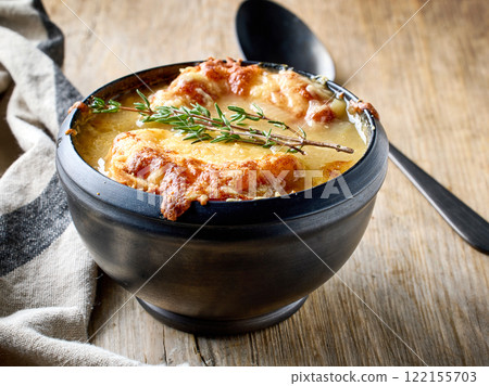 bowl of french onion soup bowl of french onion soup 122155703