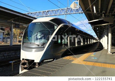 Saphir Odoriko train parked at Ito Station (Ito City, Shizuoka Prefecture, Japan) Saphir Odoriko train parked at Ito Station (Ito City, Shizuoka Prefecture, Japan) 122155741
