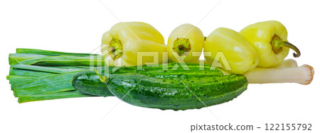 Leeks, bell peppers and cucumbers isolated on a white background. 122155792