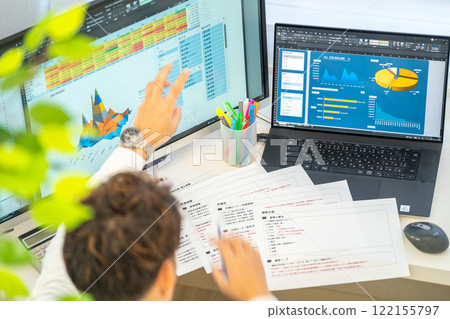 Male engineer business plan analysis graph businessman 1 person 122155797