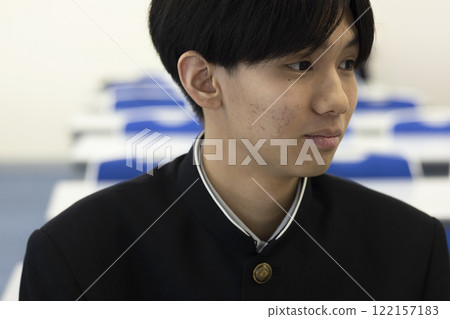 Male student to study 122157183