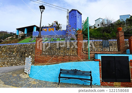 The blue village of Juzcar, Andalusia, Spain 122158088