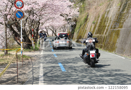 Bike touring around Lake Biwa's Kohoku Kaizu Osaki 122158095