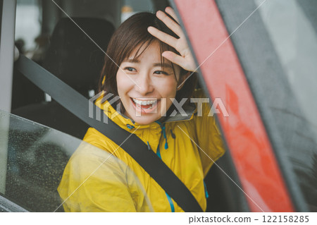 Driving on a rainy day 122158285