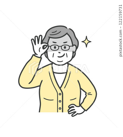 胖老婦舉起眼鏡,狡猾地笑著 胖老婦舉起眼鏡,狡猾地笑著 122159731