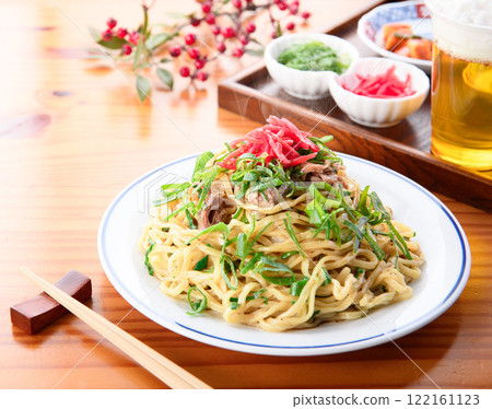 蔥鹽醬油口味炒麵(不浪費洋蔥的炒麵) 蔥鹽醬油口味炒麵(不浪費洋蔥的炒麵) 122161123
