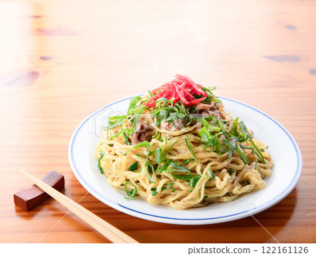 蔥鹽醬油口味炒麵(不浪費洋蔥的炒麵) 蔥鹽醬油口味炒麵(不浪費洋蔥的炒麵) 122161126