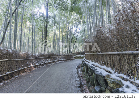 京都嵐山竹林雪景 京都嵐山竹林雪景 122161132