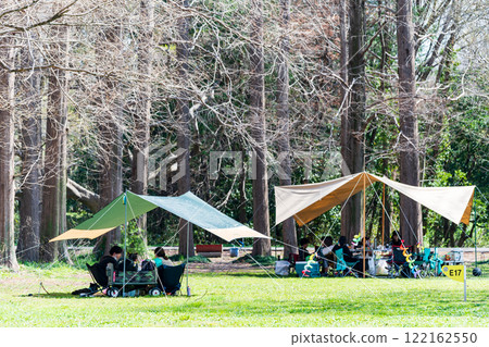 Enjoy a day camp in the park Enjoy a day camp in the park 122162550