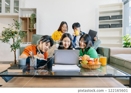 Learning online working concept. 122165601