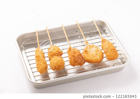 Assorted kushikatsu skewers (meat-stuffed eggplant, lotus root, potato, quail egg, pork thigh) 122165843