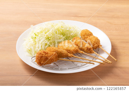 什錦炸串(釀茄子、蓮藕、馬鈴薯、鵪鶉蛋、豬腿肉) 什錦炸串(釀茄子、蓮藕、馬鈴薯、鵪鶉蛋、豬腿肉) 122165857