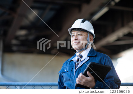 Veteran construction manager and architect Veteran construction manager and architect 122166026