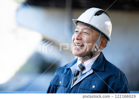 資深施工經理/建築師 資深施工經理/建築師 122166029