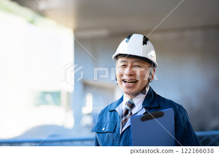 Veteran construction manager and architect Veteran construction manager and architect 122166038