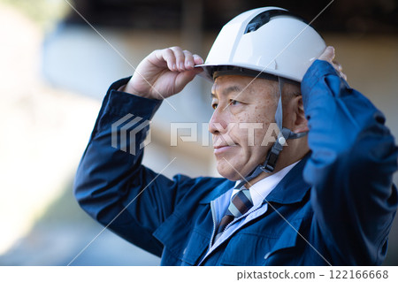 資深施工經理/建築師 122166668