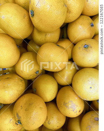 Lots of oranges Lots of oranges 122167085