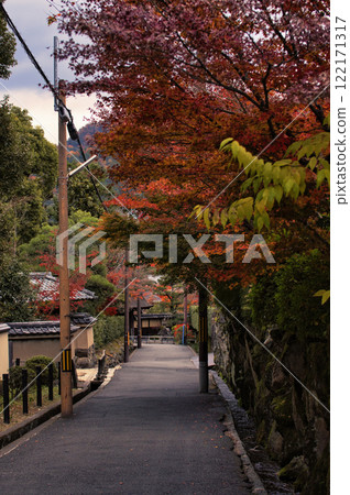京都南禪寺水樓閣秋葉；京都南禪寺水樓閣 122171317