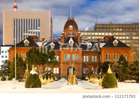 Winter evening, Former Hokkaido Government Office (Red Brick Building), Sapporo, Hokkaido 122171765