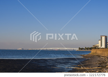 A view of Umihotaru and Tokyo Bay Aqua Bridge from the Banzu tidal flats 122172776