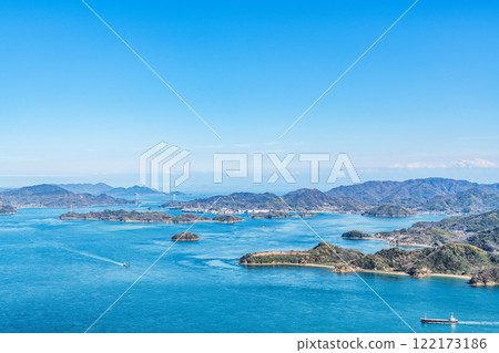 A calm view of the Seto Inland Sea from a certain place in Hiroshima Prefecture (Image of Setouchi) A calm view of the Seto Inland Sea from a certain place in Hiroshima Prefecture (Image of Setouchi) 122173186