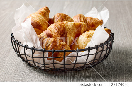 freshly baked croissants freshly baked croissants 122174093
