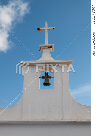 Belfry of church in Soo, Lanzarote, Spain 122178004