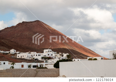 Mountain and a village, Soo, Lanzarote, Spain Mountain and a village, Soo, Lanzarote, Spain 122178014