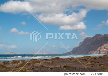 Coast of Atlantic ocean, Famara, Lanzarote 122178058