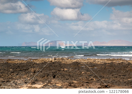 Coast of Atlantic ocean, Famara, Lanzarote 122178066