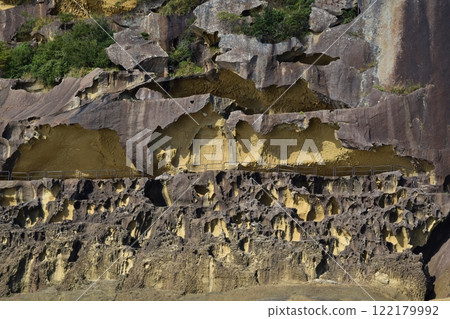Onigajo Castle on a clear day in Mie 122179992