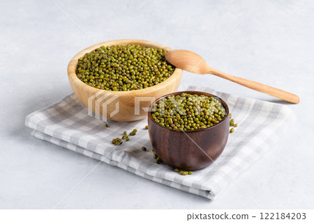 Two bowls with mung beans for healthy meals 122184203
