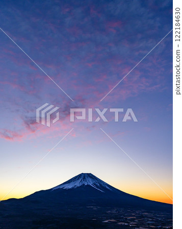 從龍山看日出時的富士山 122184630