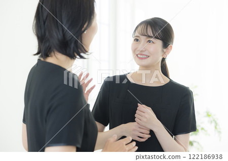 穿制服的職業女性 122186938