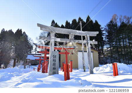 拍攝北海道厚生部町立稻荷神社境內的冬季風景 122186959