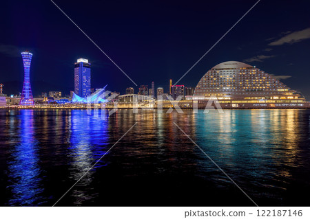 Kobe Meriken Park (December daytime and night view) Kobe Meriken Park (December daytime and night view) 122187146