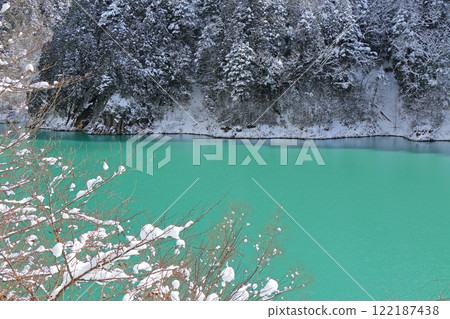 Takase Valley in winter Takase Valley in winter 122187438