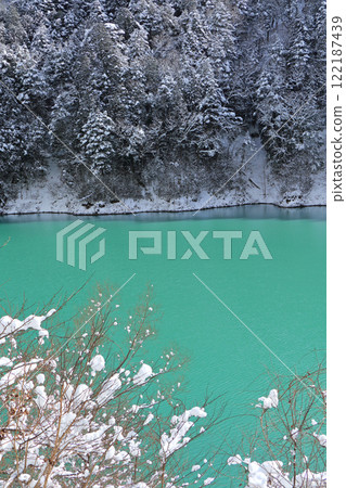 Takase Valley in winter 122187439