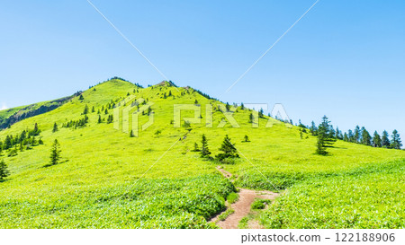 Summer climbing at Mt. Azuma and Mt. Nekodake (Mt. Azuma to Mt. Nekodake) 122188906