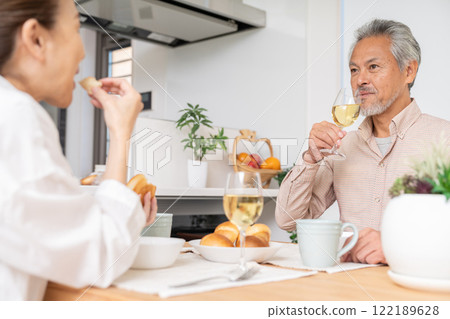高級夫婦要吃飯 高級夫婦要吃飯 122189628