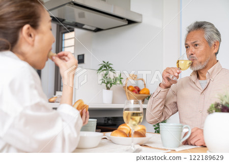 高級夫婦要吃飯 高級夫婦要吃飯 122189629