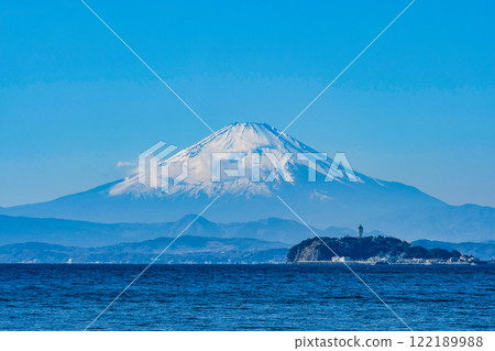 江之島和富士山 122189988
